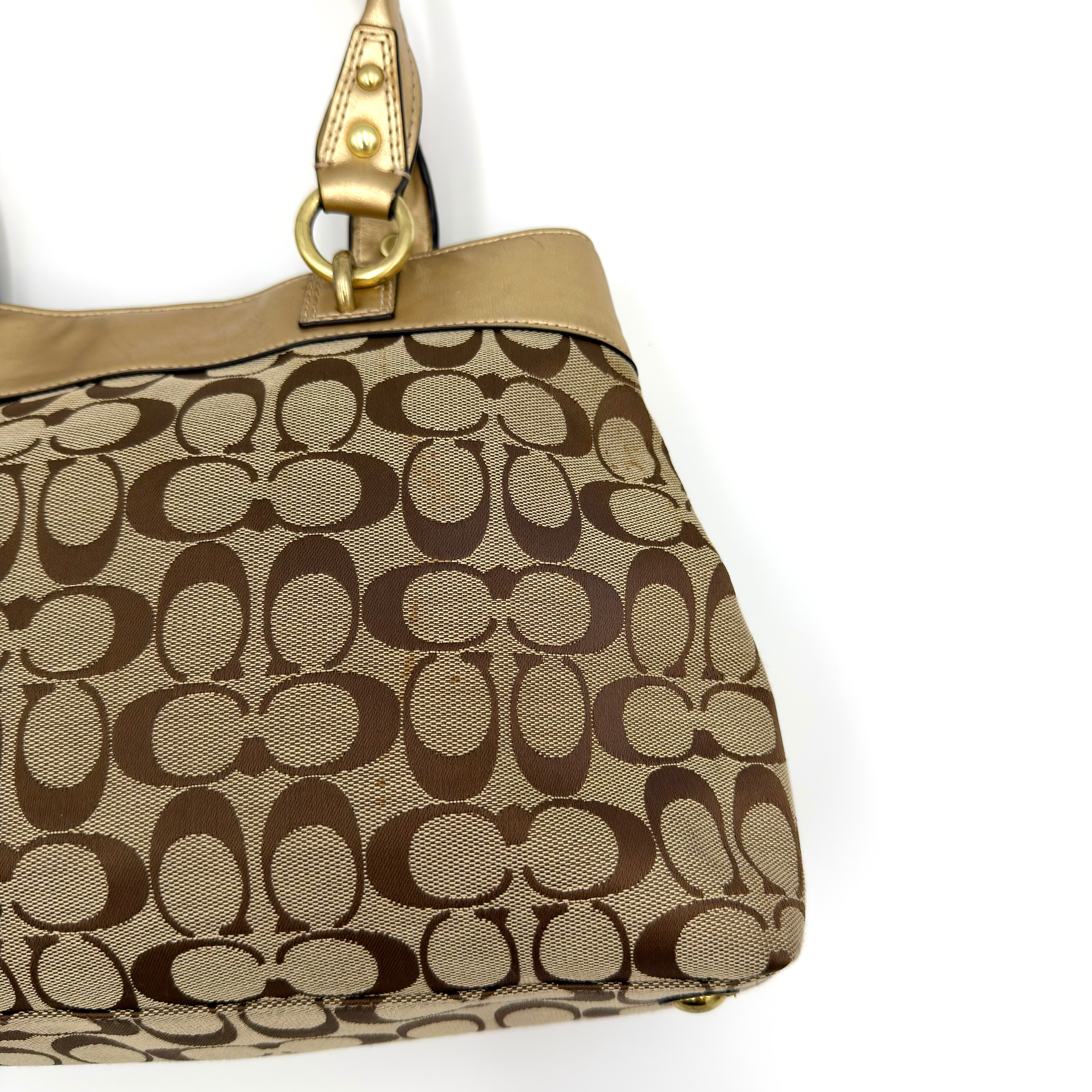 Coach Signature Penelope Shoulder Bag Beige/Gold