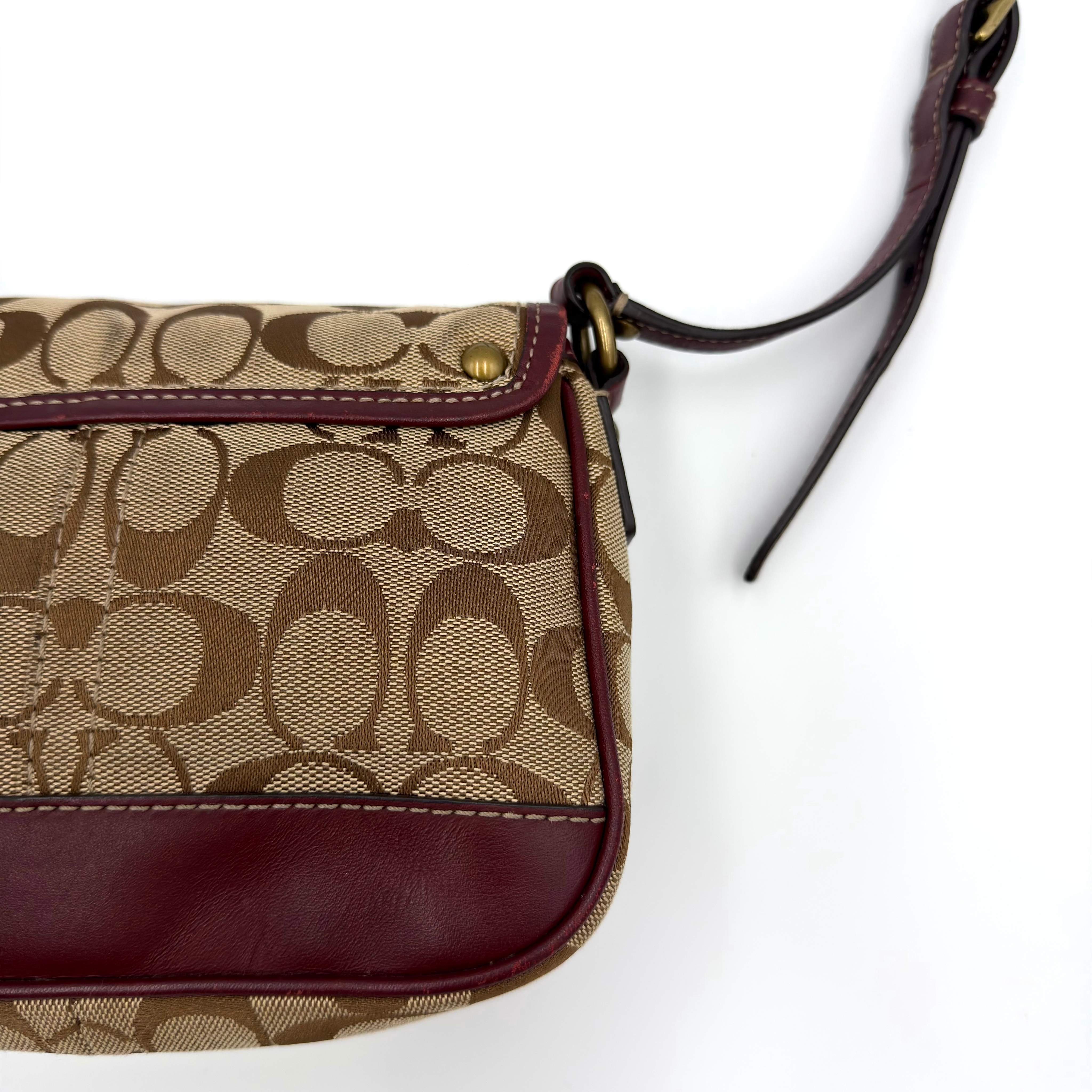 Coach Signature Turnlock Crossbody Bag Purple/Beige