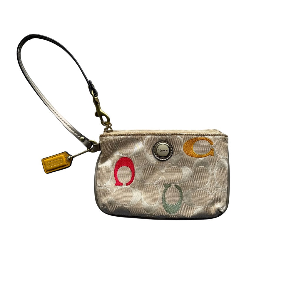Coach Poppy Zip Wrislet Cream