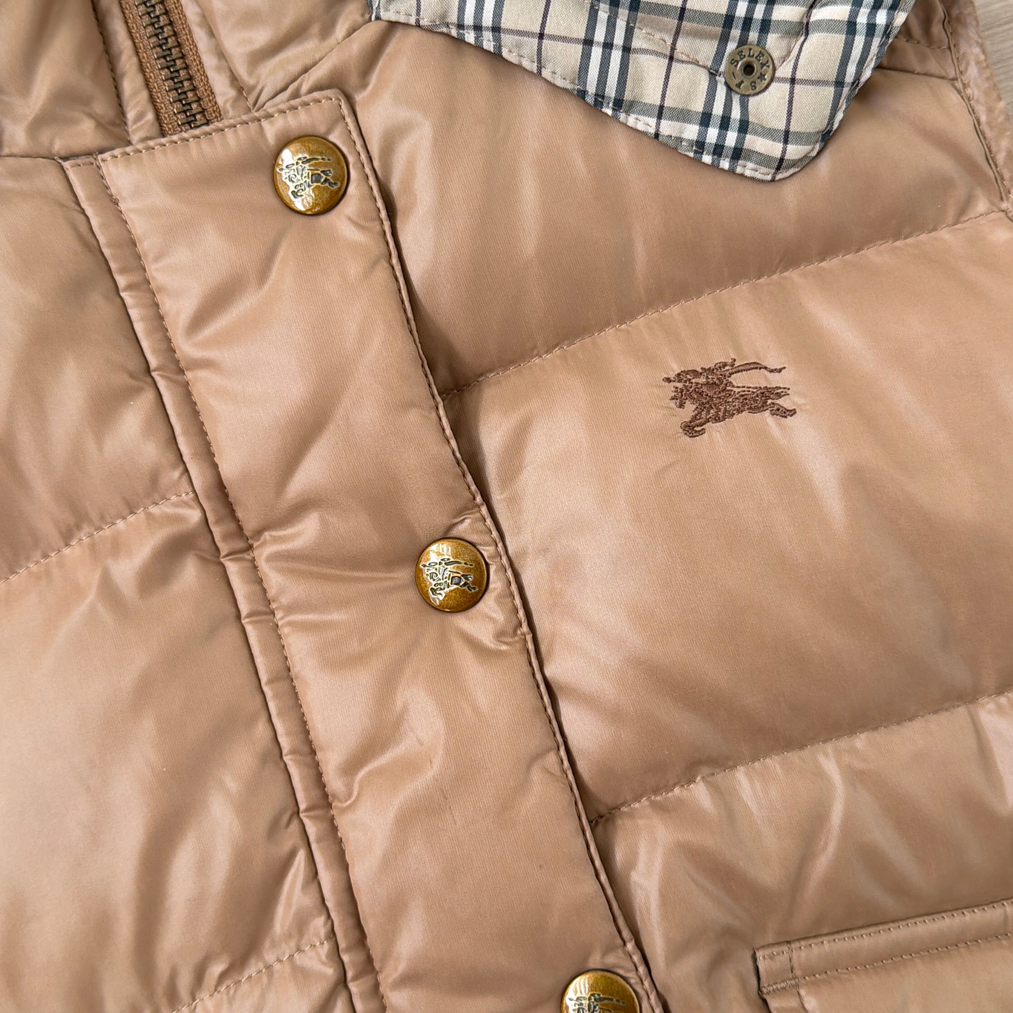 (38) Burberry Blue Label Nova Check Down Puffer Hoodie Vest Beige
