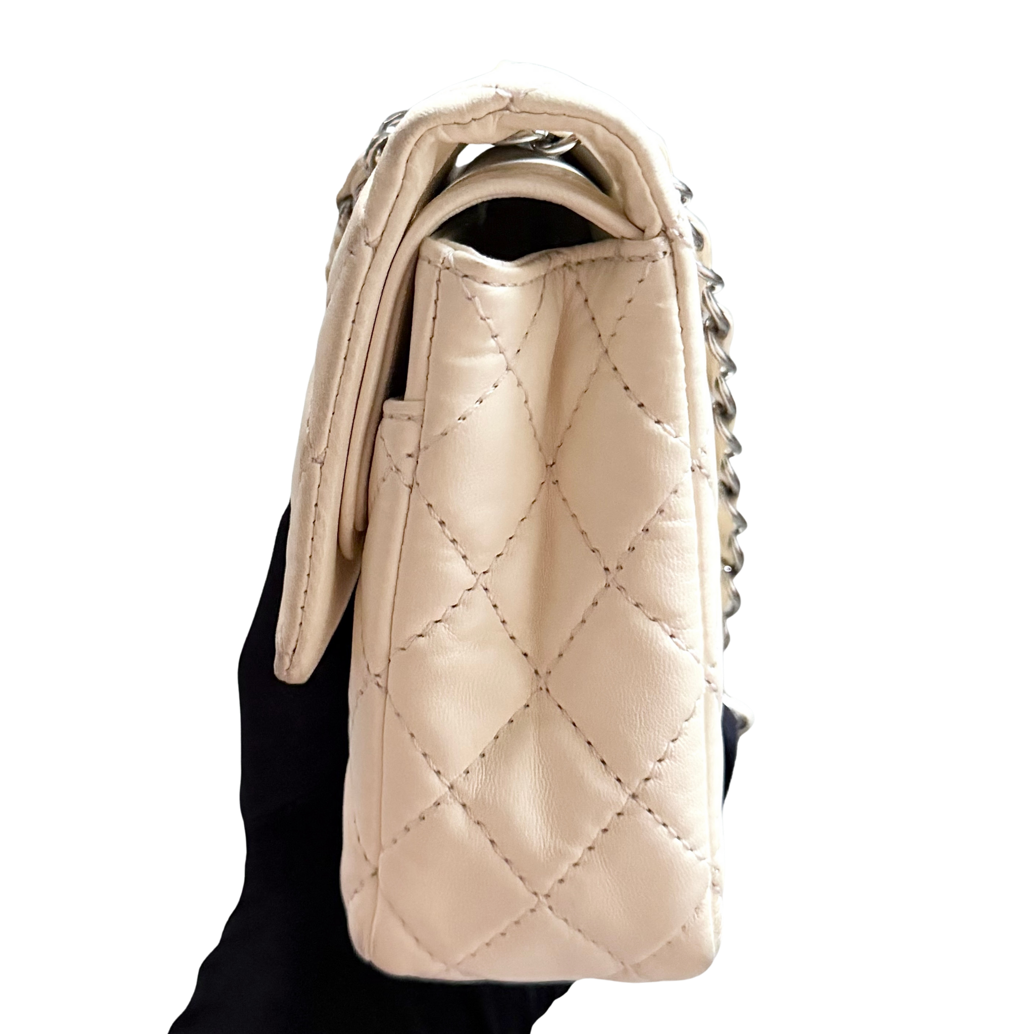 Chanel 25 Matelasse Quilted Double Flap Shoulder Bag Off-White