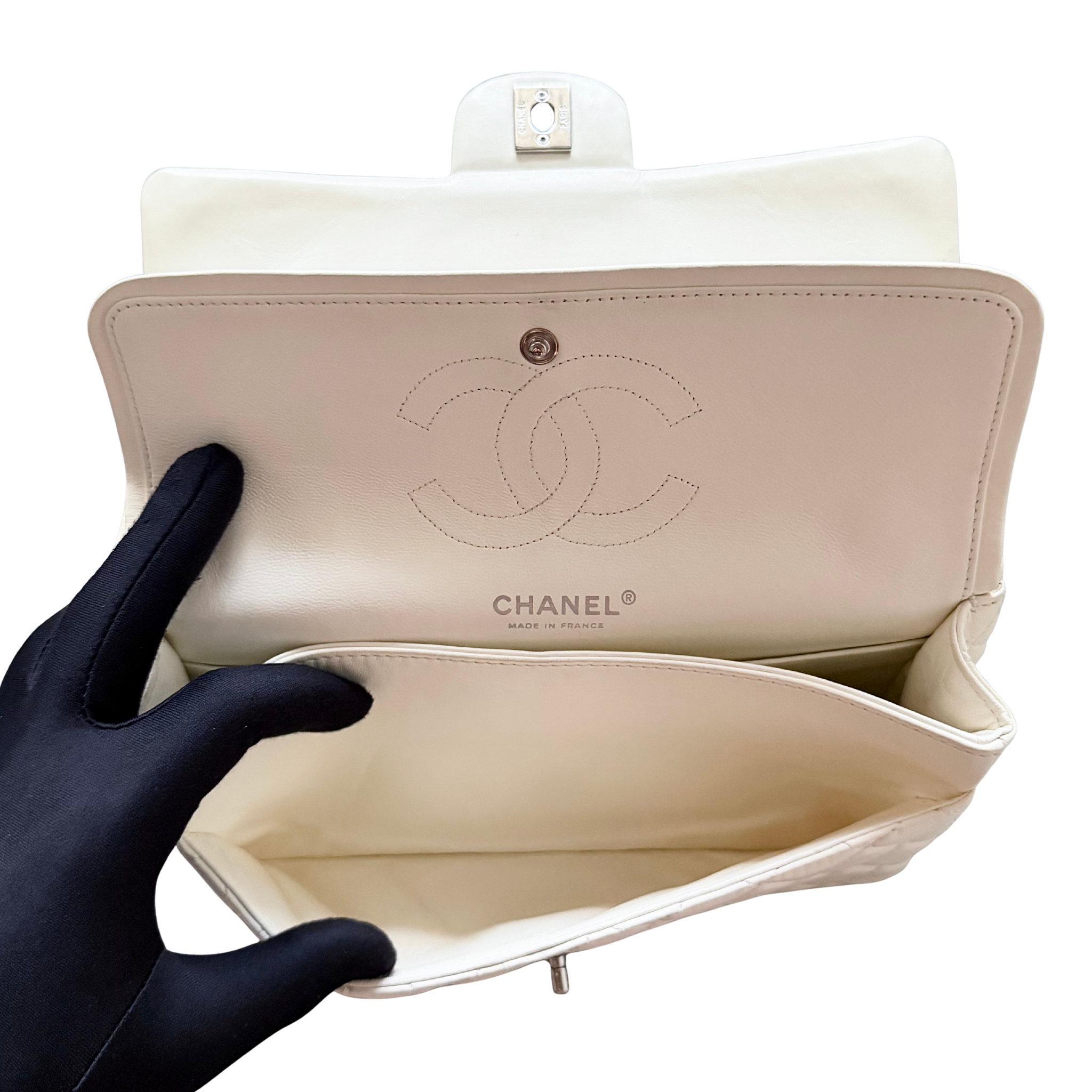 Chanel 25 Matelasse Quilted Double Flap Shoulder Bag Off-White