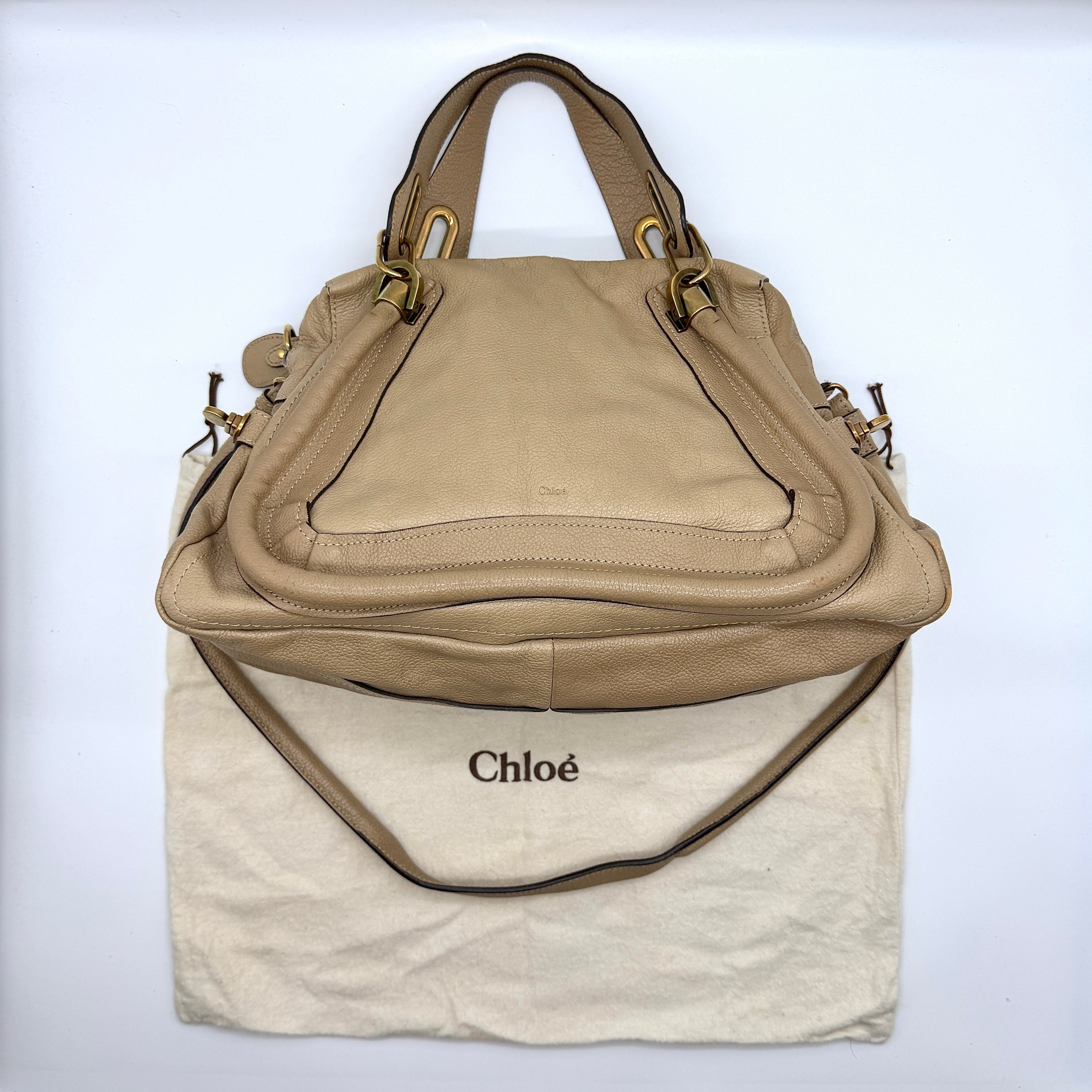 Chloé 2Way Paraty Preloved Luxury Shoulder Bag in beige grained leather with gold-tone hardware and detachable strap.