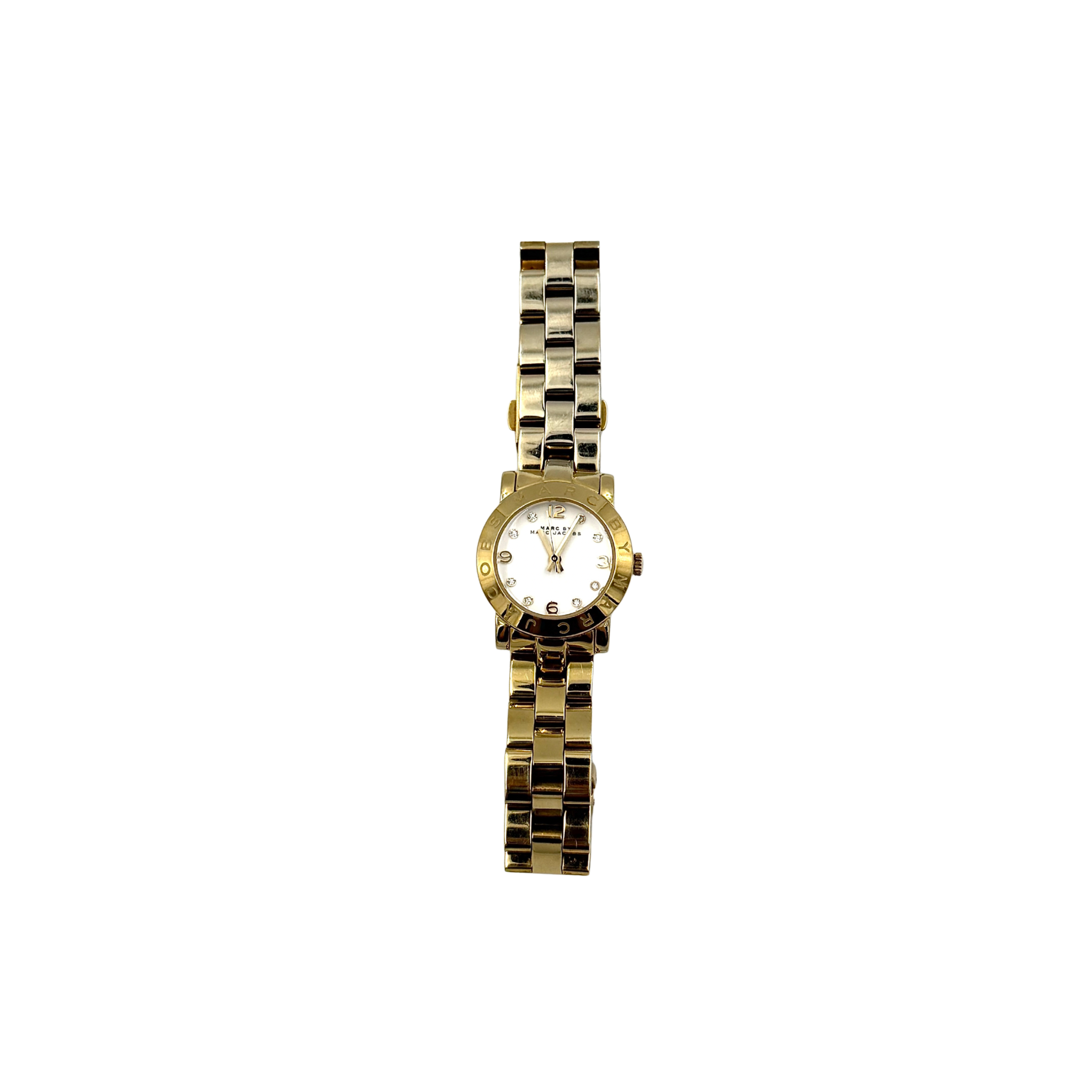 Marc Jacobs Amy MBM3057 watch with a gold-tone bracelet and white dial, featuring polished hour markers and sleek design